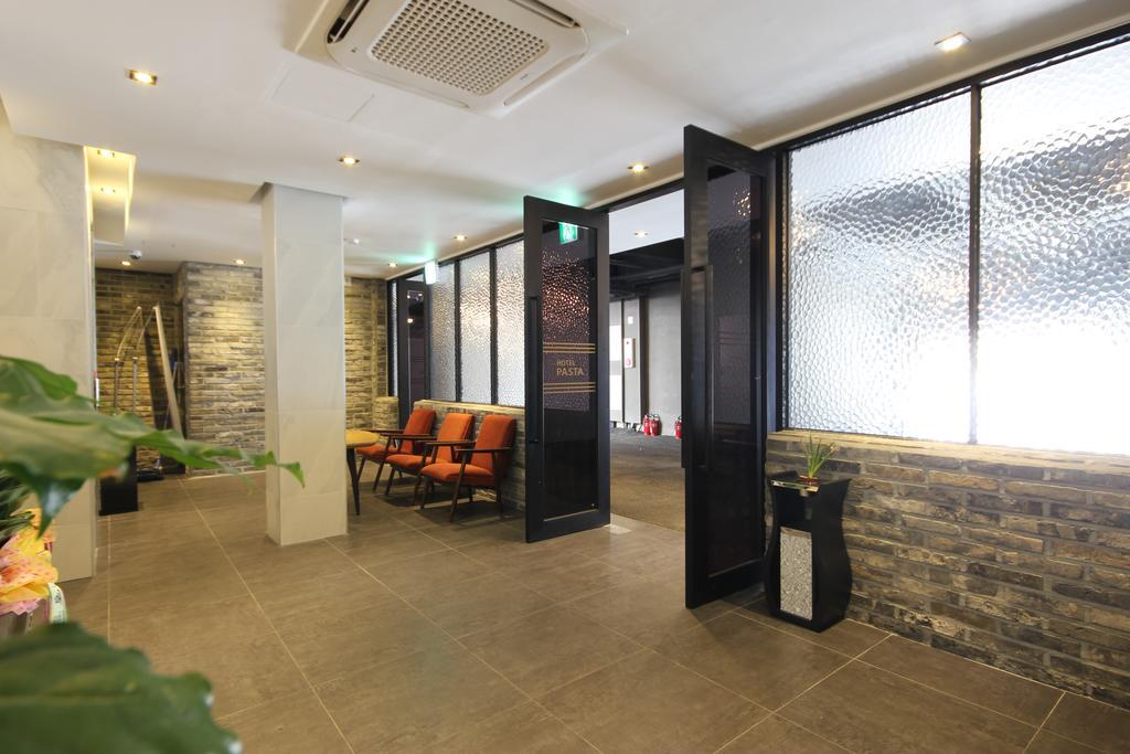 Hotel 38.5 Jinhae Чханвон Екстер'єр фото