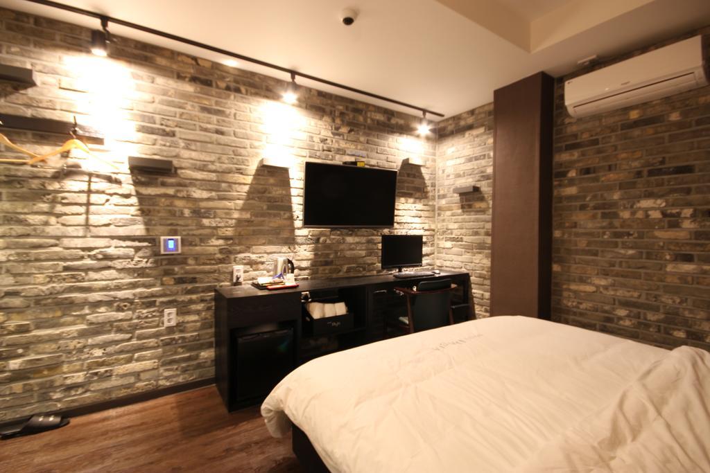 Hotel 38.5 Jinhae Чханвон Екстер'єр фото