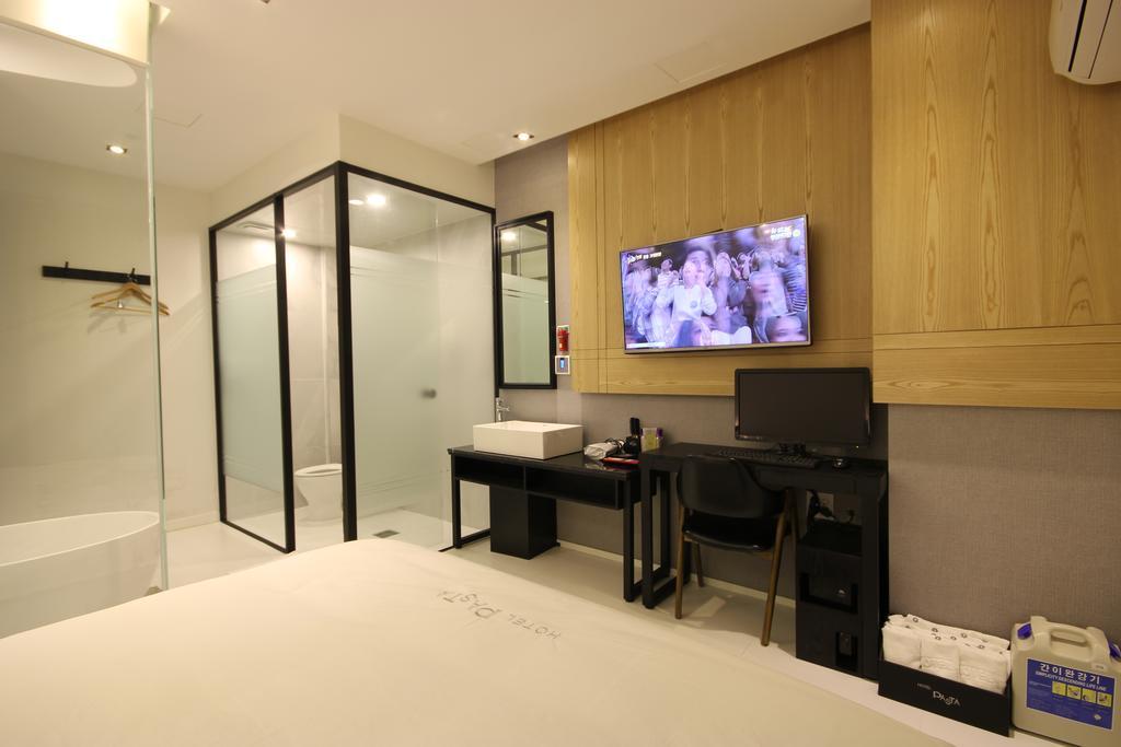 Hotel 38.5 Jinhae Чханвон Екстер'єр фото